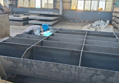 Steel structure welding2-500x350