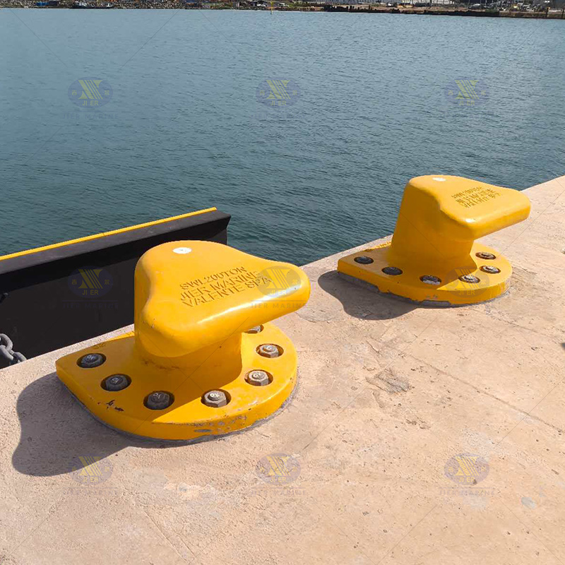 吉尔海事巴西集装箱码头项目JCO1600H锥型橡胶护舷JBT200 T头系船柱